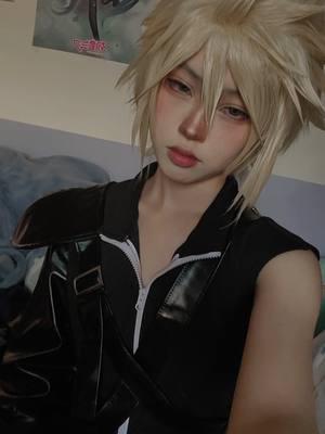 too much dilly dallying #cloudcosplay #ff7adventchildren #cloudff7 #finalfantasy #ff7remake #ff7 #cloudstrife #cloud #fypシ #cloudstrifecosplay 