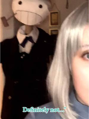 Hear me out on Turnip head guys  @ellios.cos as Sophie #howlsmovingcastle #howlpendragon #sophiehattercosplay #howlandsophie #howlpendragoncosplay #howlsmovingcastlecosplay #studioghibli #studioghiblicosplay #studioghiblifilms 