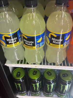 How could the same drink be 3 different colors??? #Lemonade #MinuteMaid #MyHoneySmacks #DrinkUp #BeCareful #explain #tuscaloosa #homedepot 