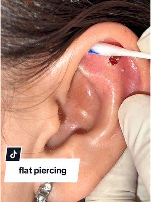 flat piercing #flatpiercing #earpiercing #piercing #piercings #piercingstudio #piercingcheck #piercingtok #piercingsoftiktok #vairal #vairal #fyp #allfake⚠️ 