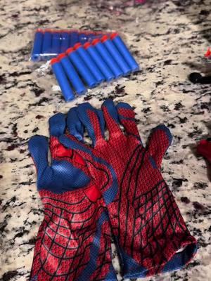 Web Shooters #toysforkids #spiderman #webshooter #TikTokShop #tiktokfinds 