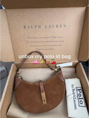 im obsessedddd. the slouch is unreal. ive been waiting for this bag for so long and im so happy I finally got it!! #purse #poloid #ralphlauren #poloid #shoulderbag @Ralph Lauren 