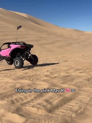 Always fun catching air on that front lip 🤝 @Can-Am Off-Road #glamis #canam #mavr 