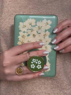 yeah the more i look at it the more idk ???  popgrip: ‘enamel floral relief’ from @PopSockets  #kindle #kindledecorating #kindleaesthetic #kindledesign #kindlemakeover #kindledecal #decoratemykindle #decoratemykindlewithme #kindlebasic #matchakindle #popsocket #popgrip #magsafepopsocket #kindlepopsocket #kindlerefresh 