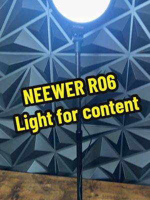 NEEWER R06 Light doesn’t disappoint #contentcreator #streamer #livestreaming #lightingforcontentcreators #lighting #lightring #ledlamp #contentcreatorsoftiktok #electronicsweek #newyearnewaura 