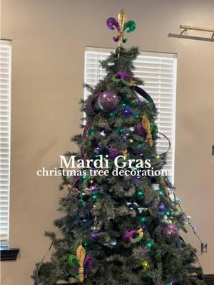 Mardi Gras Christmas Tree Decor . Please pray for all of the families that are going through these tragic times and please be considerate that social media is the place for stupidity‼️ . #mardigras #mardigras2025 #fyp #mardigrasdecorations #neworleans 