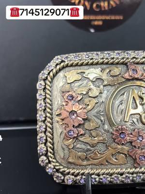 Hebilla personalizada    #alguienespecial #sweet15quinceanera #15añera #quienceañera  #buckle   #personlized #personlizedgifts #hebillas #hebillasvaqueras #hebillaspersonalizadas #hebillascharras #hebillasartesanales  #hebillascuernodetoro#bestbeltbuckles #cowboybootsoutfit #cowboyhats #stylingcowboyboots #botasvaqueras #cowboyboots #westernwear 