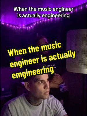 When the music engineer is actually engineering #music #engineer #musicengineer #song #newmusic #artist #comedy #comedian #fyp #explore #explorepage #musicstudio #studio #lasvegas #lasvegasartist #vegas #vegastiktok #vegaslocal #vegastok 