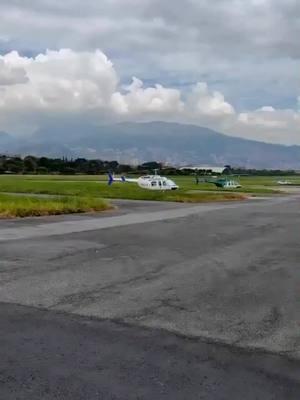 An aircraft with registration N980VC had to make an emergency landing at the Olaya Herrera Airport in Medellín on the morning of this Thursday, January 2, 2025. The three crew members on board were unharmed. #fullthrustnews #fyp#aviationphotography #pilot #aviation#airbuslovers #airbus 4000 #a321 #flightsimulator #aviation #aviationphotography #aviationdaily #aviation4u #aviationphoto #ivao #aviation #aviationdaily #aviationlovers #aviationgeek #aviation4u #aviationworld #aviationpics #aviationspotter #aviationlife #aviationforever #aviationeverywhere #aviationenthusiast #instaaviation #instagramaviation #aviationindustry #aviationismylife#aviationenthusiasts #cockpit #flightdeck #airbus #a #aviation #boeing #avgeek #aviationlovers #planespotting #aviationphotography #airplane #airbusa #aircraft #airport #aviationphotography #airplane #airbusa #aircraft #airport #airbuslovers #plane #aviationdaily #pilot #instagramaviation #airbusa #aircraft #airport #airbuslovers #plane #aviationdaily #pilot #instagramaviation #aviationgeek #instaaviation #lovers #planespotter #instaplane #b #flight #neo #u #pilotlife #travel #spotting #planespotter #aviation #Lifestyle #antonov #carga #viral #mechanic #pilotlife #airbuslovers #airbus #a321 #flightsimulator #aviation #aviationphotography #aviationdaily #aviation4u #aviationphoto #ivao #aviation #aviationdaily #aviationenthusiast #instaaviation #aviationlovers #aviationgeek #aviation4u #aviationworld #aviationpics #aviationspotter #aviationlife #aviationforever #aviationevervwhere CRAFTENGIN#instagramaviation #aviationindustry #aviationismylife aviationenthusiasts #cockpit #flightdeck #airline #worklife #travel yourself #airline #travel #worklife #travel vourself #airline #travel #inflight#worklife #flightfacts#aircraftengineer #aviation #airline #davinthelife #aviationlovers #games #inflight#aviationenthusiasts #cockpit#flightdeck #airline #fyp#airline#flightattendant #cabincrew#didyouknow #aerodynamics #aviation #airbus #pilot #lovers #planes #aviation #instagamer #aviationlover #gamer #aeros#Imagine#engineering #aviationdaily #aviationgeek #flight #instaplane #flying #b #travel #fly#airplanes #pilotlife #aviationphotography #videogames #boeing777 #gamers#emiratesairline #aviationlife #b777#aviationphoto #flightsimulator2020 #instagramaviation #instagramaviation #aviation_lovers#videogame #game #emirates#gamer #aviationlovers #aircraftmaintenancengineer #flightsimulator #aviationdaily #aviationgeek#CRAFT ENGINE #aviation4u#b777300er#aircraftmai ntenancengineer#aircraftmaintenanc e#aircraftengineer#aircrafttechnicia n#aircraftmechanic #bluecollar#memestagram#aviation #games #aviationworld #simulator #microsoftflightsimulator #avgeek#behindthescenes #yyz #airplane#aircraft #plane #airport#aviationlovers #ramplife #planespotting #crewlife #instagramaviation #flight #pilot #aviationlovers #amazing #myview #weloveaviation #reelsinstagram weloveaviation eelsinstagram #reels #meme #motivation #inspiration #inspirationalquotes #quotes #fashion #instagram #instagood #Love #goodvibes #instalike Love #goodvibes #instalike #instadaily #instatravel #travel #nature #naturelovers #friends #follow #sky #london #emirates  #emiratesairlines #emiratescabincrew #emiratesa380 #a380 #airbus #airbuslovers #aviationgeek #avgeek #airplane #airplanespotting #spotting #planespotting #fly #wings #airliner #aerodynamics #flaps #aircraft #aviationlovers #flight #pilot #boeing #aviation #aircraft#CRAFT ENGIN#airplane #test #maintenance#boeing #aviation #aircraft#airplane #test #airbusa380 #aviation #aviationlovers #aviationdaily #boeing737 #boeing737lover #cockpit #takeoff #landing #flightschool #airlinepilot #studentpilot #airlinersworldwide #typerating #pmdg737 #msfs2020 aintenance#aircraftmaintenance #mechanic#faviationeducation #maintenance#aircraftmaintenance #mechanic#aviationeducation #instagood #myworld #mywork #passion #fly #swiftair #instadaily #insta360 #video #360video #liveyourpassion #lifeisshort #lifequotes #lifelessons #lifeisbeautiful #lifec