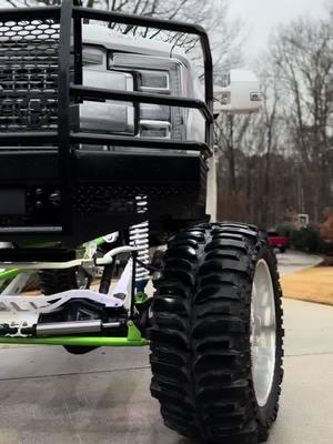 Yea this setup definitely staying 🔥#ford#f350#superduty#diesel#powerstroke#truck#trucktok#liftedtrucks#intercoboggers#28x16s#jtxforged#ranchhandbumper#southerndieselworx  