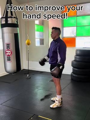 How to improve your hands speed! Full video description coming soon! ##boxing##boxingtraining##boxingworkout##boxingcoach##boxinggym##boxinglife##boxinglife##speed@@BOXRAW