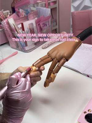 Allow yourself the opportunity to grow👩🏻‍🎓🩷 Message me for my 1:1 courses!💅🏻  #acrylicnails #houstonnails #nailcourses #nails #fyp 