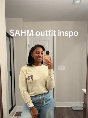 Todays ootd was perfect for the small amount of errands that I had to run.   SAHM outfit inspo - ootd  -shirt is AAMU 🐶  -pants are from Altr’d State  #momstyle #sahmlife #blacksahm #roadto70k #everydayoutfit #ootdinspo #momootd #momoutfit #sahmootd #stayathomemom  