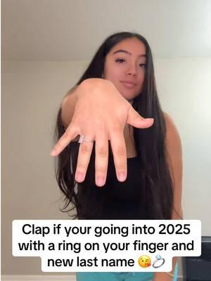 Wifey vibes iykyk 👀💍 #wifelife #2025 #newyearnewme #husbandandwife #fiancesoftiktok #wifesoftiktok #foryou #funny #relatble #ring #wifeymaterial #wifeyvibez 