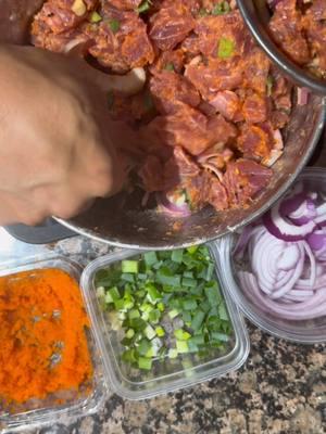 Fresh Spicy Ahi Poke recipe better than the store!  #fishing #flies #fishingflies #screamahflies #fordascreamahz #hawaiifishing #hanapaa #shorecasters #fish #bottomfishing #uku #papio #moanakali #wekenono #kumu #opelu #akule #menpachi #venturewetsuits #teamventurewetsuits #fishinglife #ilovefishing #fishingreels #catchoftheday  #venturewetsuits #teamventurewetsuits 