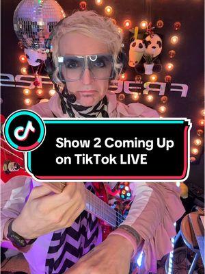 Show 2 on #TikTokLive coming up! #bassistsoftiktok #tiktokbassist #bassguitartiktok #bassguitar #bassplayer #bassplayersoftiktok #tiktoklive_us @tiktoklive_us 