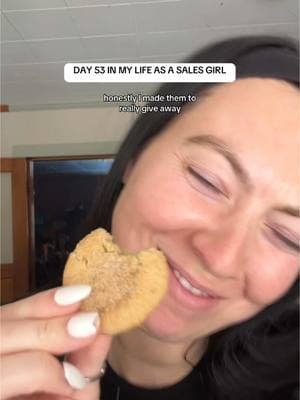 in my baking era 💖🤭 give me alll the recipes !! #Vlog #dayinmylife #salesgirl #bakingszn