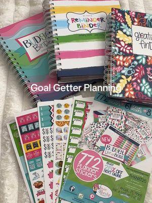 HUGE SALE on these binders for staying organized in 2025 #goalgetters #planneraddict #plannertok #planners2025 #denisealbright #newyearnewaura #spotlightfinds 