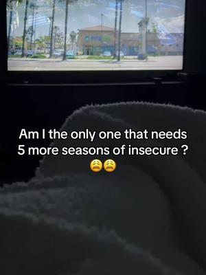 This show is my comfort show 😩🥺 #insecure #comfortshow #issarae #fyp #foryou #insecurehbo #tvshow #tvseries #bingeworthy #relatable 