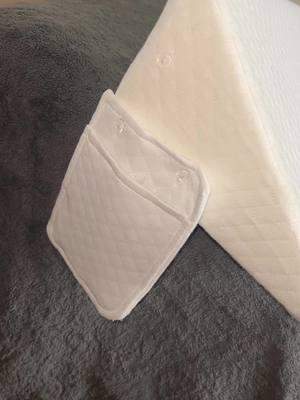 #wedgepillow #pillow #memoryfoamwedgepillow #pillowwith2phnholders  