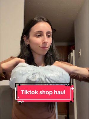 Haul time #haul #TikTokShop #tiktokshopfinds #freesamples #shoplink #tiktokshoplink #fyp #foryou #foryoupage #catmom #sweatshirt #skirt 