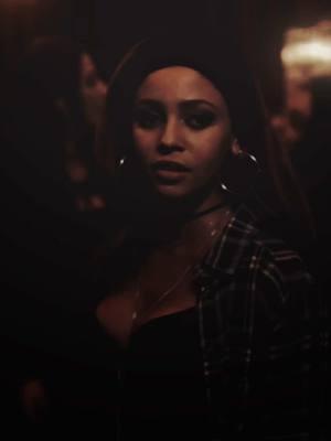 that scene 🫦🫦 | editing toni in every episode 28/99 #tonitopaz #tonitopazedit #tonitopazedits #vanessamorgan #vanessamorganedit #choni #choniedit #cherylblossom #madnessa #riverdale #riverdaleedit #riverdaleedits #fy #fyp #foryou #tellurgirlfriend #Love