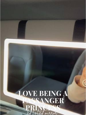 LOVE THIS THING ❤️ #newyearnewaura #ledlights #ledmirrormakeup #ledmirrorlights #ledmirrors #caraccessories 