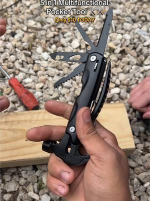 It’s the cheapest I’ve ever seen them 🫨🫨 great gift idea for a man in your life #gift #giftset #tool #tactical #utilityknife #fyp 