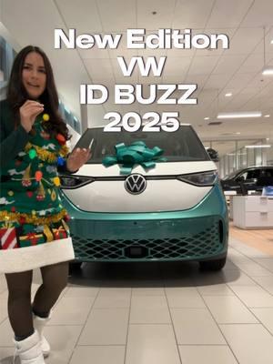 “🌳 When nature meets innovation!  I’m dressed as a tree to match this amazing Volkswagen ID BUZZ  2025. Why? Because if I’m going to put down roots with a car, it better be electric, stylish, and ready to embrace the future!  🚐⚡ Plus, with this outfit, even the pines are giving me a standing ovation! 🎄✨” #original #happy #enjoy #enjoylife #electriccars #future #volkswagen #adbuzz #vwaddiction #vwbus #vwbug #venusleyva #v3nuskleyva🇺🇸 #v3nusleyva #sell #cars #reno #nevada #tahoe #laketahoeofficial #laketahoelife #latinosunidos #migrantes #cumpliendosueños #cumpliendometas #lithia #lithiavw #lithiavwreno @LithiaVWReno @volkswagen 