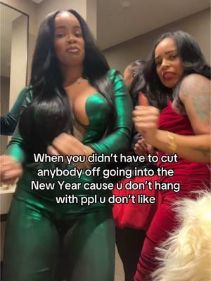 And we gonna chingy to that 💃🏽💃🏽 #fyp #MomsofTikTok #happynewyear #natasha #friendship #friendshipgoals #502 #viralvideo #chingy #rightthurr #blackgirlmagic #girlcode 