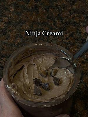 10/10 and 46 grams of protein! 🍫 #ninjacreami #ninjacreamirecipes #highprotein #sweettooth #fyp #viral #trends 