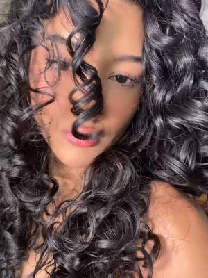 Let me show u how to style your hair 🙈 #3acurls #curlyhairtutorial #curlyhairproblems #longcurlyhair #curlyhair #curlyhairtips #curlyhairroutine 