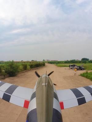 Smooth flight, perfect landing—what do you think about the 1500mm P-47? 🛩️🔥    #FMSModel #FMSRC #RCPlanes #1500mmP-47 #Warbirds #radiocontrol #rcflying