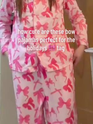 So cute !!!#fyp #spotlight #tiktokshopblackfriday #tiktokshopblackfriday #sleepwear #pajamas #pyjamas #outfits #TikTokMadeMeBuyIt #OOTD #twopieceset #comfy #womenswear #girlswear  