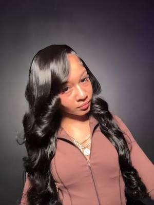 You get a hd lace wig and do side part              #fyp #wiginstall #lacewig #wighairstyles #frontalwig #westkisshair #westkisswig