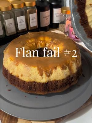 I’ll just stick to cooking and not baking😭😭😭 #experts #flan #chocoflan #pastel #cakefail #fail #failvideo #fy #blowthisup #tiktoktrend #cakedecorating #cocinandocinlabrenda #tiktokfood #bakingfail #fails 