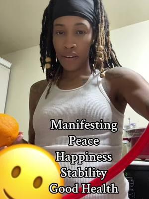 Happy New Year 🌹 #lovemyroses #cornstarch #locs #manifest #abundance #selflove #putinwork #yougotthis #imback 