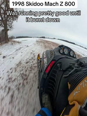 Grass drags on the 98 skidoo Mach z 800 triple, its final rip before its death. #skidoo #machz800 #dynoport #pipes #stingers #triple #greasytriple #snowmobile 