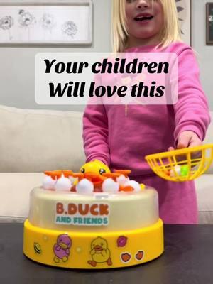 Fun Duck Game 😁 #toddlersofticktok #toddlergiftideas #kidsoftiktok #kidstoy #giftforkids #laughingbaby #children #funtoy #babylaugh #TikTokShop #duckgame #fungamestoplay 