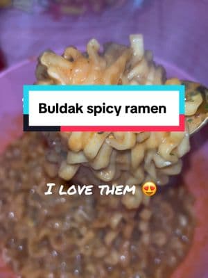 #buldak #ramen #thecheesecakeangel #fypシ #shamar #foryoupage❤️❤️ #foryou #wok #cookingathometiktoktv 