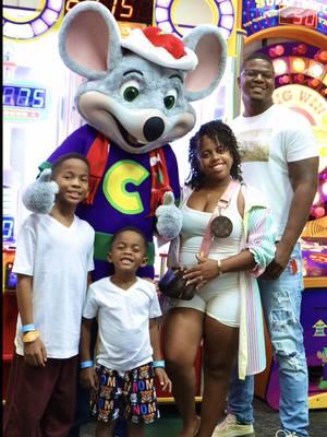 #ad Hey my people! Who else loved @Chuck E. Cheese as a kid? 🥰 Well, now you can enjoy with your little ones the Season of Fun at Chuck E. Cheese!  Every game is just 1 point to play, and with the new Fun Pass Membership, enjoy unlimited visits all year long for as low as $7.99/month. Play up to 250 games per visit, save on food, and get exclusive gifts! 🎉  #funpass #chuckecheesepartner #chuckecheese