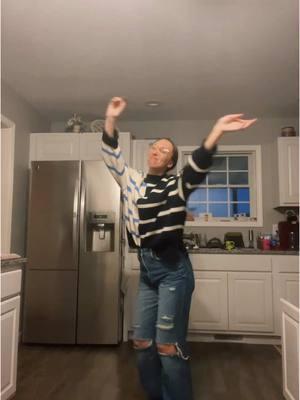 Come dance off the day with me in our kitchen. It’s messy but so am I #wsw #MomsofTikTok #over30 #momlife #adultingishard #danceitout 