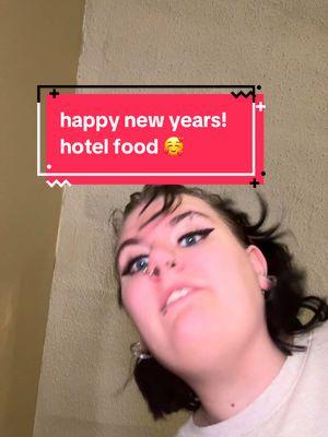 thought i would share the kind of food i make when we’re in a hotel room 🥰 we don’t have a place together yet, im trying to save up to rent a room for myself but we’ll figure something out, for now hotel rooms are where it’s at 🤍 #fyp #foryou #hotelroom #hotels #Love #foryoupage #newyears #newyearnewhome #hopefully 