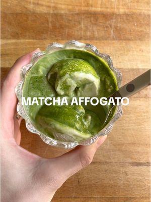 Matcha affogato💚💚💚💚💚 a perfect treat that combines the earthy bitter flavor of matcha with the sweet creamy nutty flavor of pistachio ice cream. Ingredients: 3g matcha 40ml hot water Pistachio ice cream #matcha #matchalover #matchatea #affogato #matchaaffogato #pistachiocream #simpledessert #easydessert