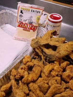 Frying it up with Poppa Earle’s Gluten free fish fry!  Great for frying anything #glutenfree #fishfry #poppaearles #cookingvideo #yum 