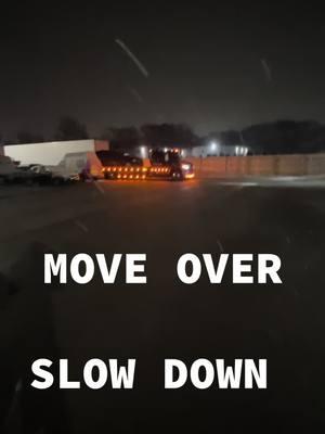 #international #flatbed #wrecker #wreckerservice #diesel #dieseltruck #trucking #towing #heavyduty #dieseltrucks #lights #zips #google #advwrtising #snow #midwest #weather #trucks 