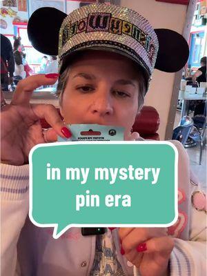 lets see what we get #pintrading #ducks #disneyducks #disneypins #disneyadult #disneyworld #disneyparks #disneytiktok 