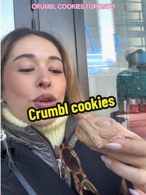 De tik tok à mon estomac #crumbl #crumblcookies #cookies #cookiesoftiktok #degustation #toronto 