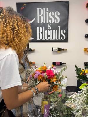 Looking for a Floral Design Workshop in Charlotte, NC?  Bliss & Blends presents 𝙋𝙚𝙩𝙖𝙡𝙨 ＆ 𝙋𝙤𝙪𝙧𝙨, featuring your favorite florist, @B ❤️‍🔥 of Pick Your Feels Florals (tickets linked in her bio).  Ready to create a flower arrangement that resonates with your heart? Ready to learn more about floral design? Ready to sip + yap?  Then get your tickets now 🎟️ Petals + Pours  January 25, 2025  1:00 - 3:00 PM  #thingstodoincharlotte #floraldesign #ncflorist #charlottenc #cltflorist #flowerarrangement #cltnc #bouquet #diyflower 