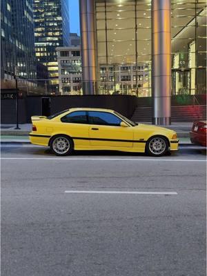 A perfect e36 M3. #bmw #e36 #e36m3 #m3 #bmwm #fyp #carspotting 